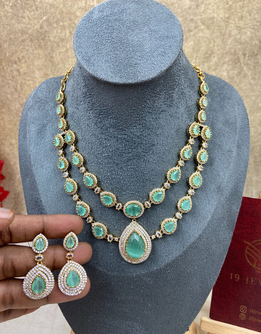 Premium pastol green stone 2 step necklace N1037