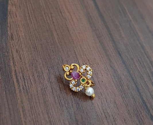 Floral nose pin 002