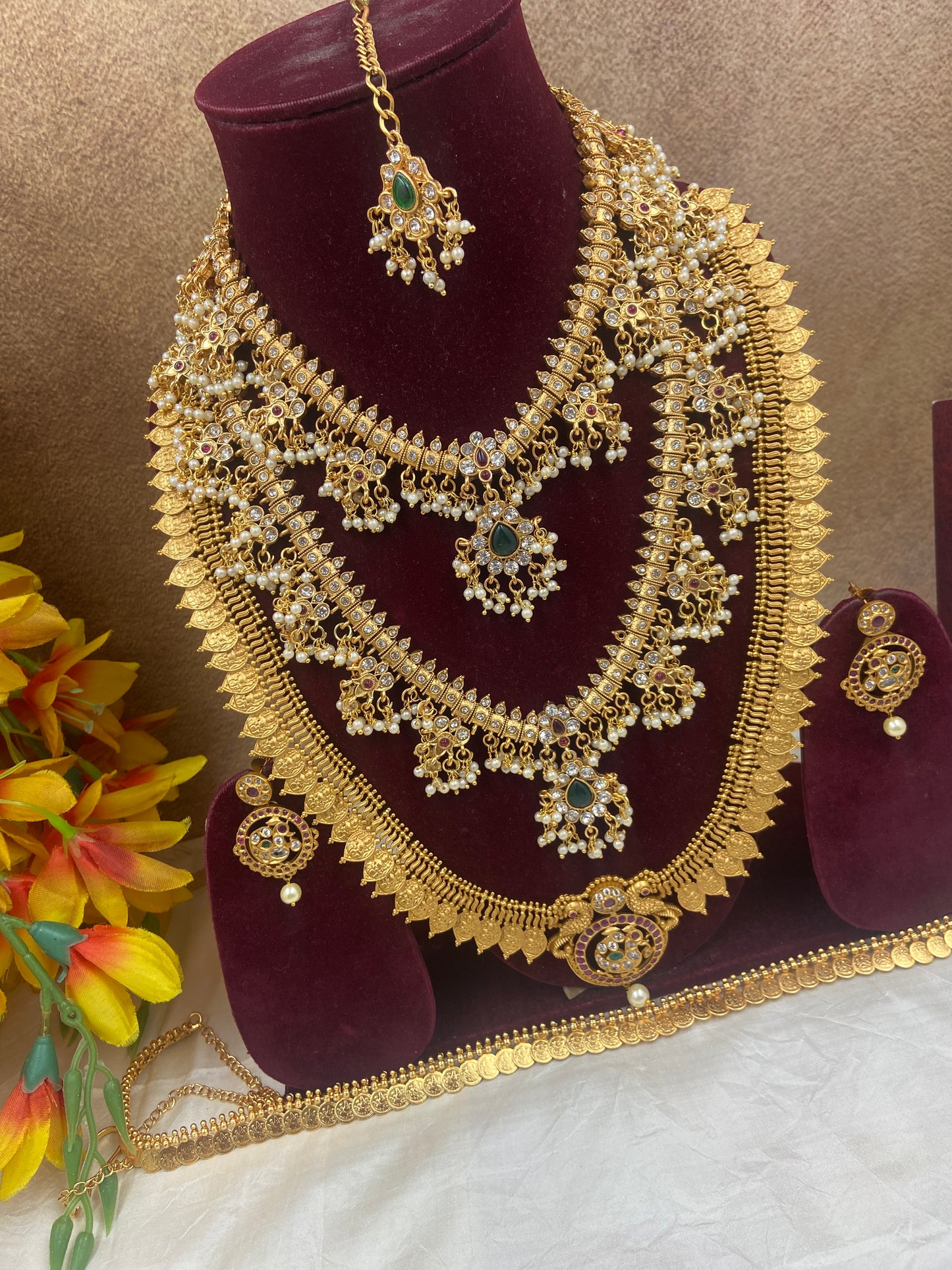Premium coin & Gutapussalu semi bridal Sb390