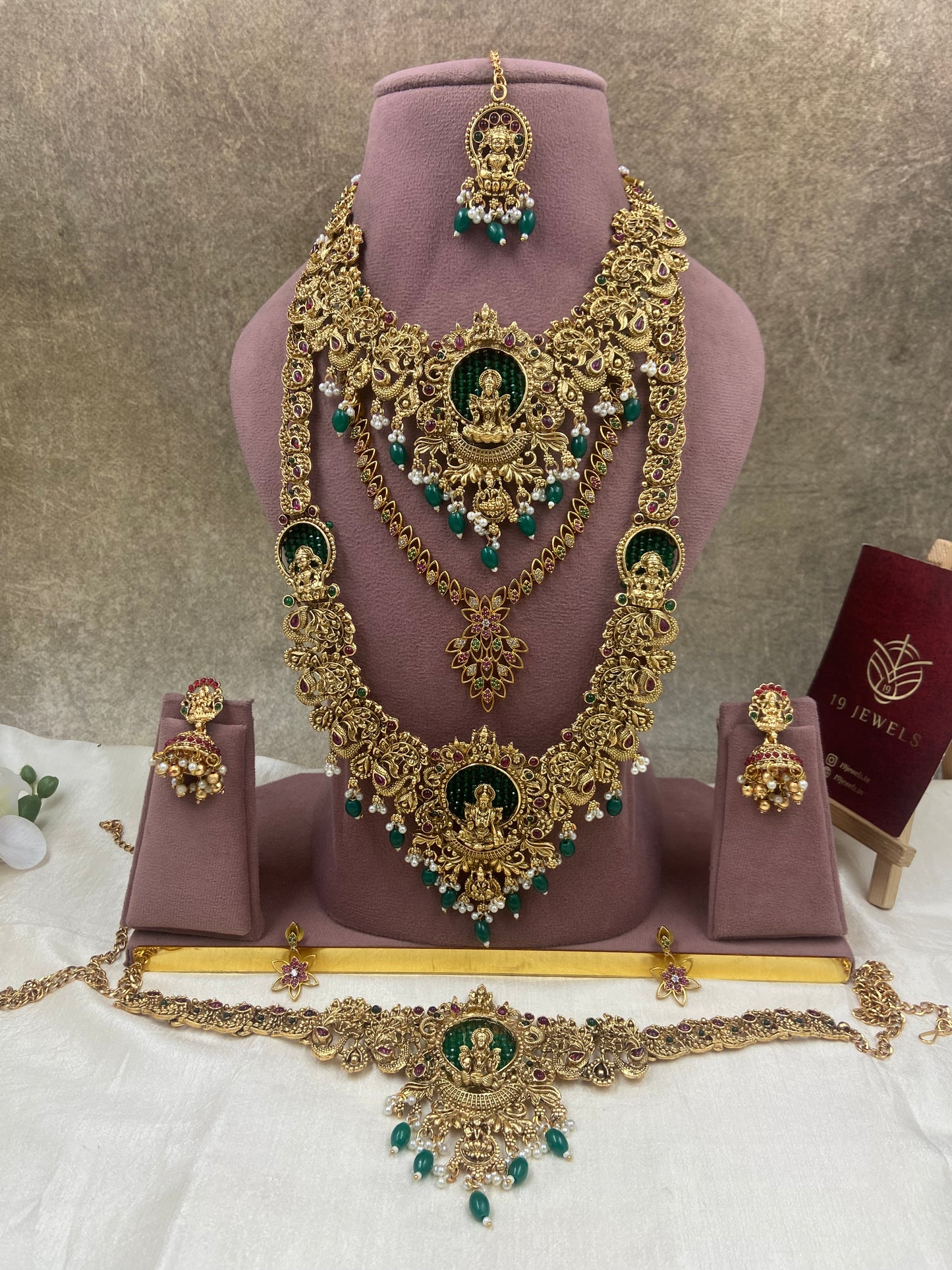 Green beaded semi bridal jewellery Sb621