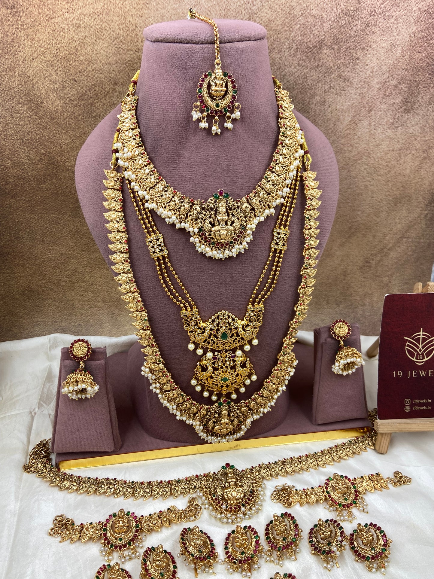 Full bridal jewellery Br279