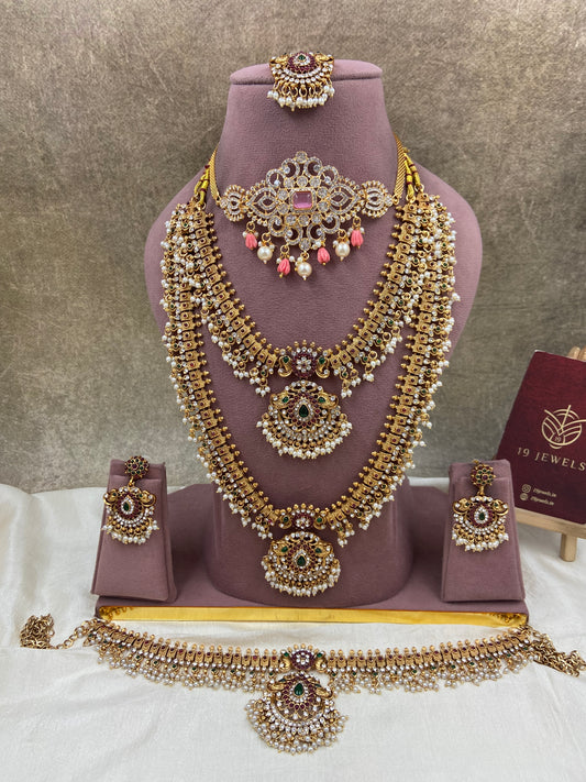 Gutapussalu semi bridal jewellery Sb626