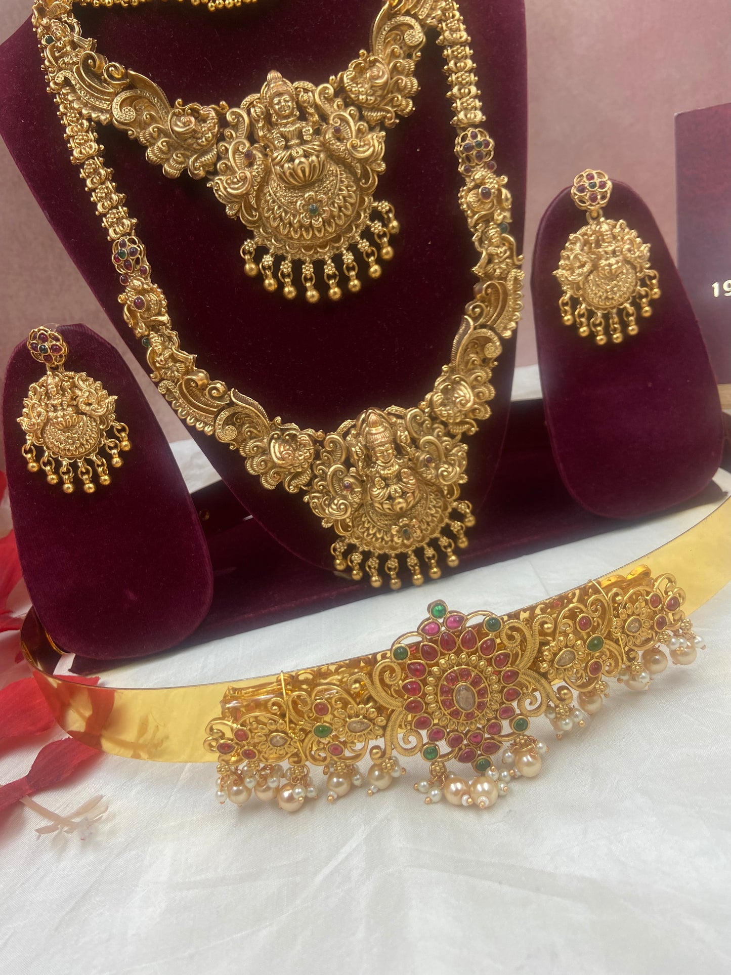 Nakshi semi bridal jewellery Sb600