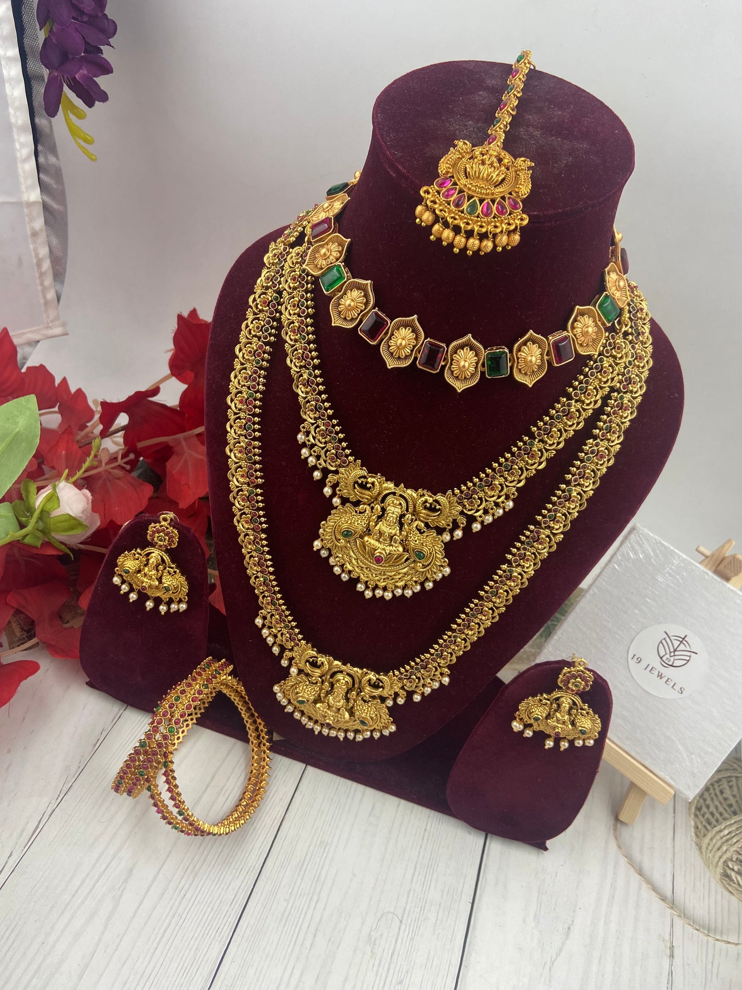 Lakshmi semi bridal jewellery set Sb235