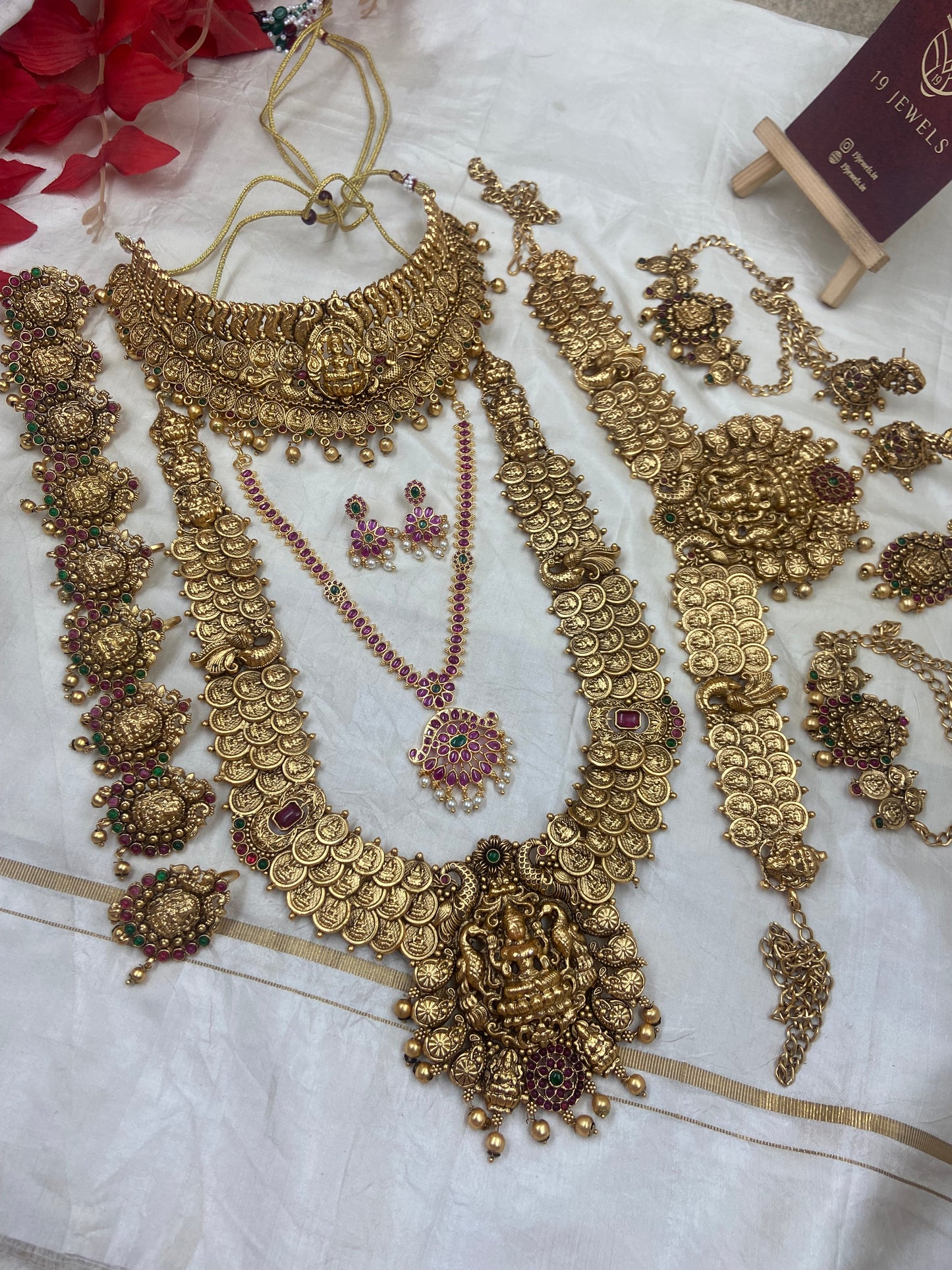 Coin full bridal jewellery Br185