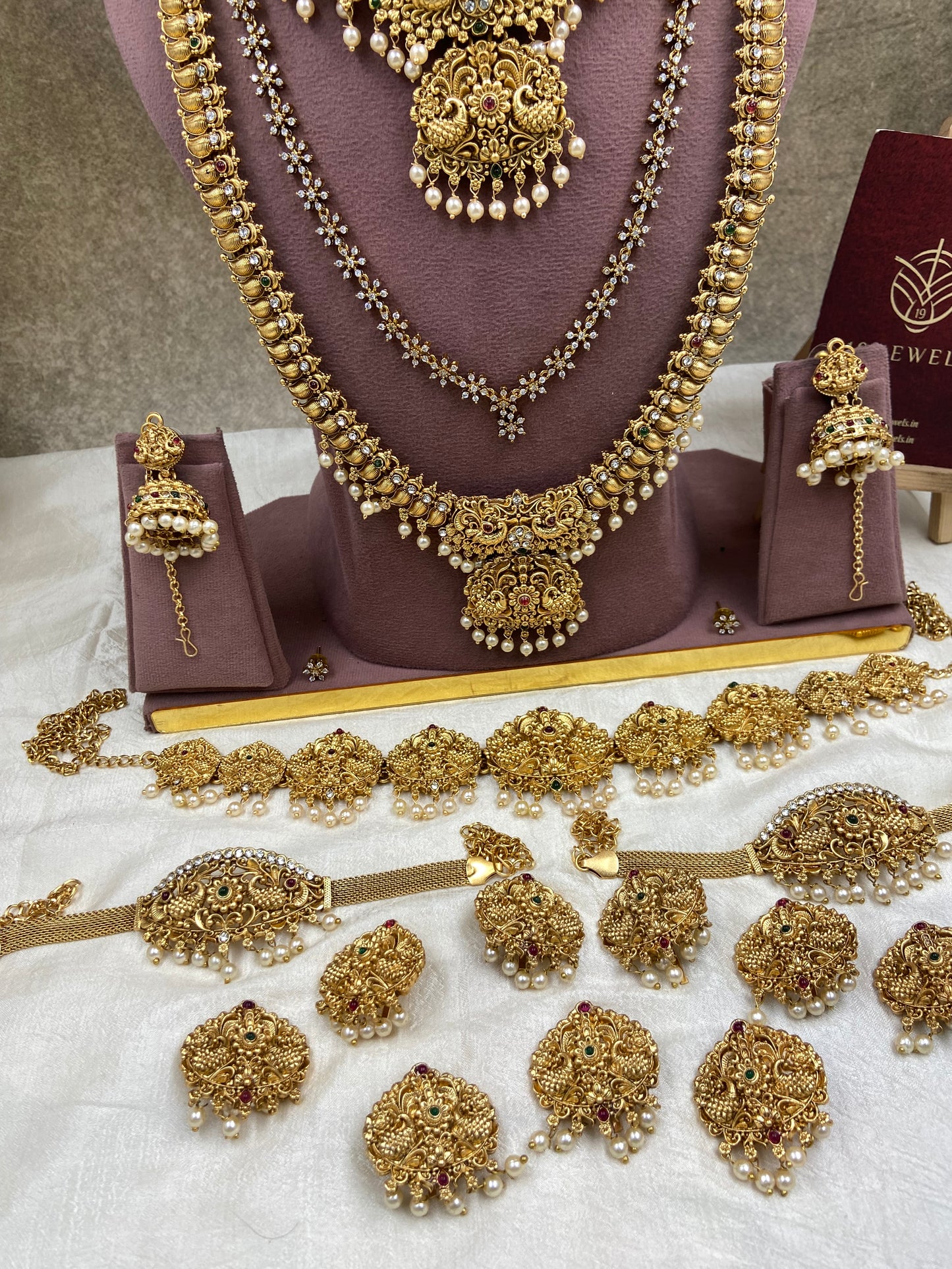 Non idol full bridal jewellery Br239