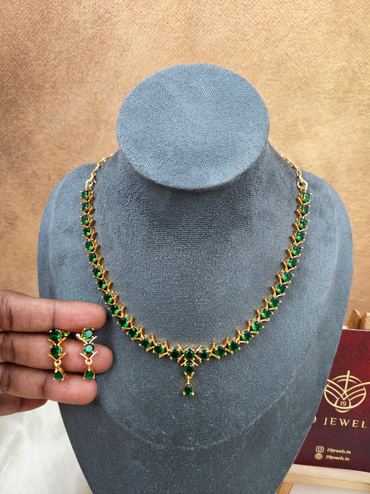 Emerald Necklace N1426