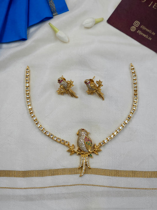 Ad parrot 🦜 necklace N1666