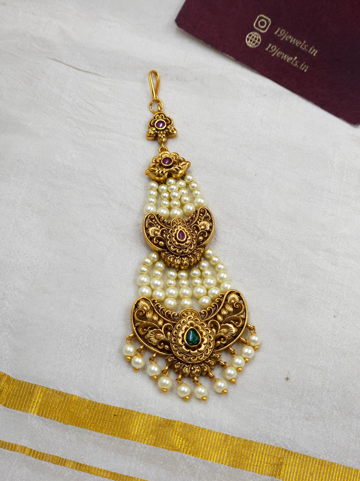 Antique Mangtika T332