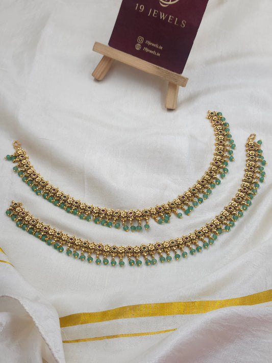 Green bead hang antique Anklet An074