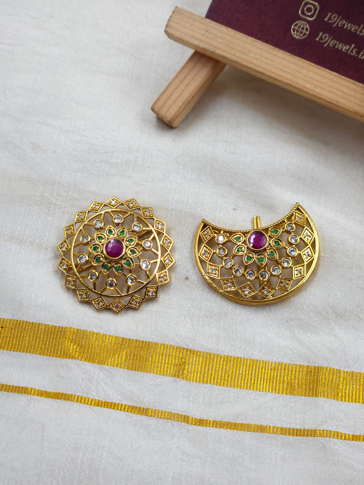 Sun moon Hair choti Hr320