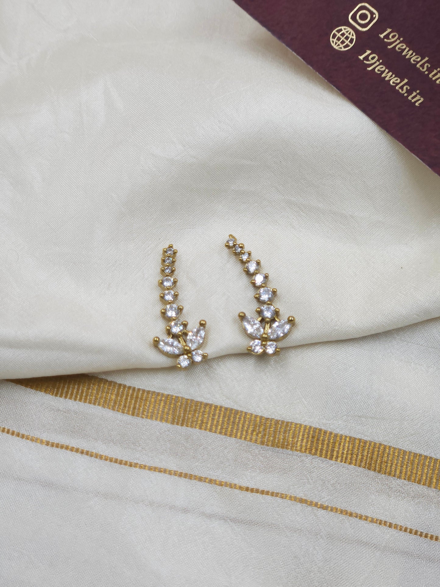 Ear cuff tops Jm423