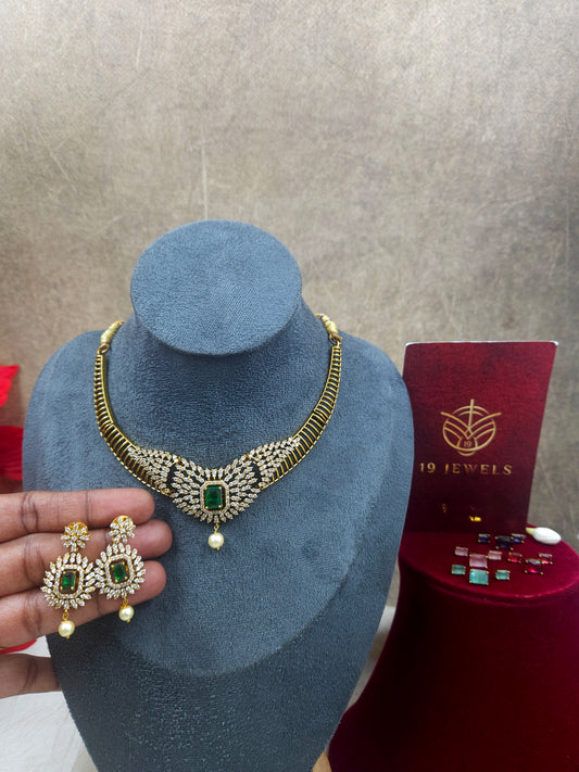 Diamond necklace with interchangeable stones N1049