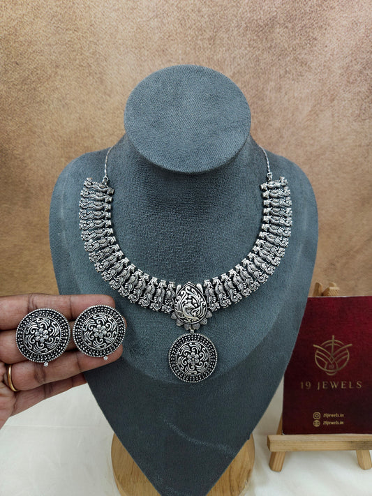 Oxidised necklace Ge056-K3