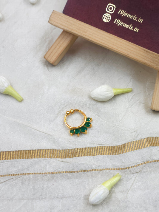 Stone nath/ centre nose pin144