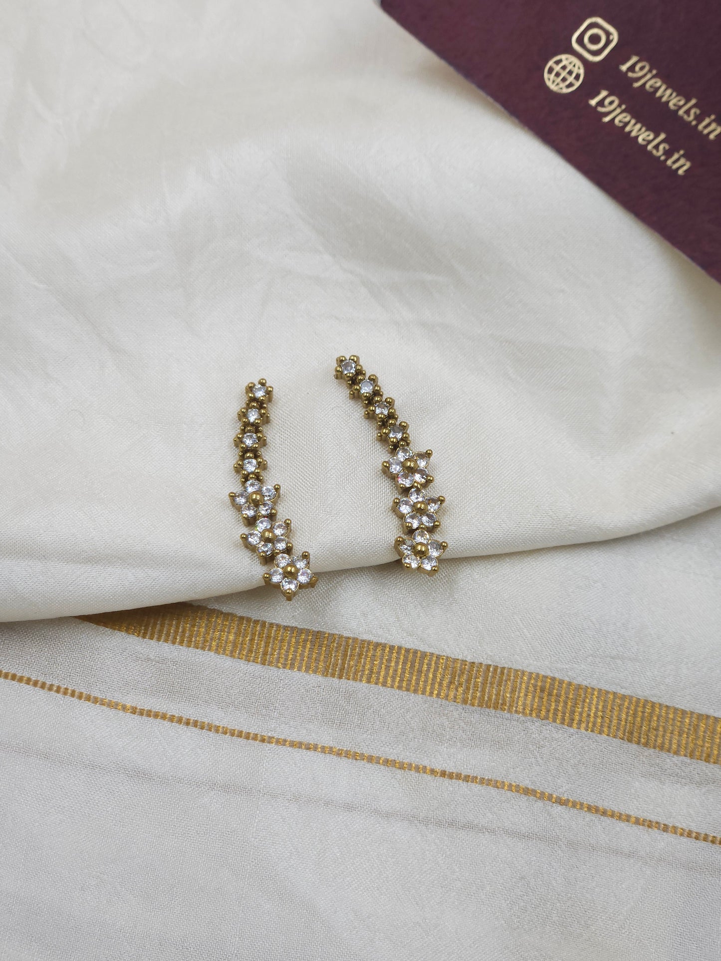 Ear cuff tops Jm424