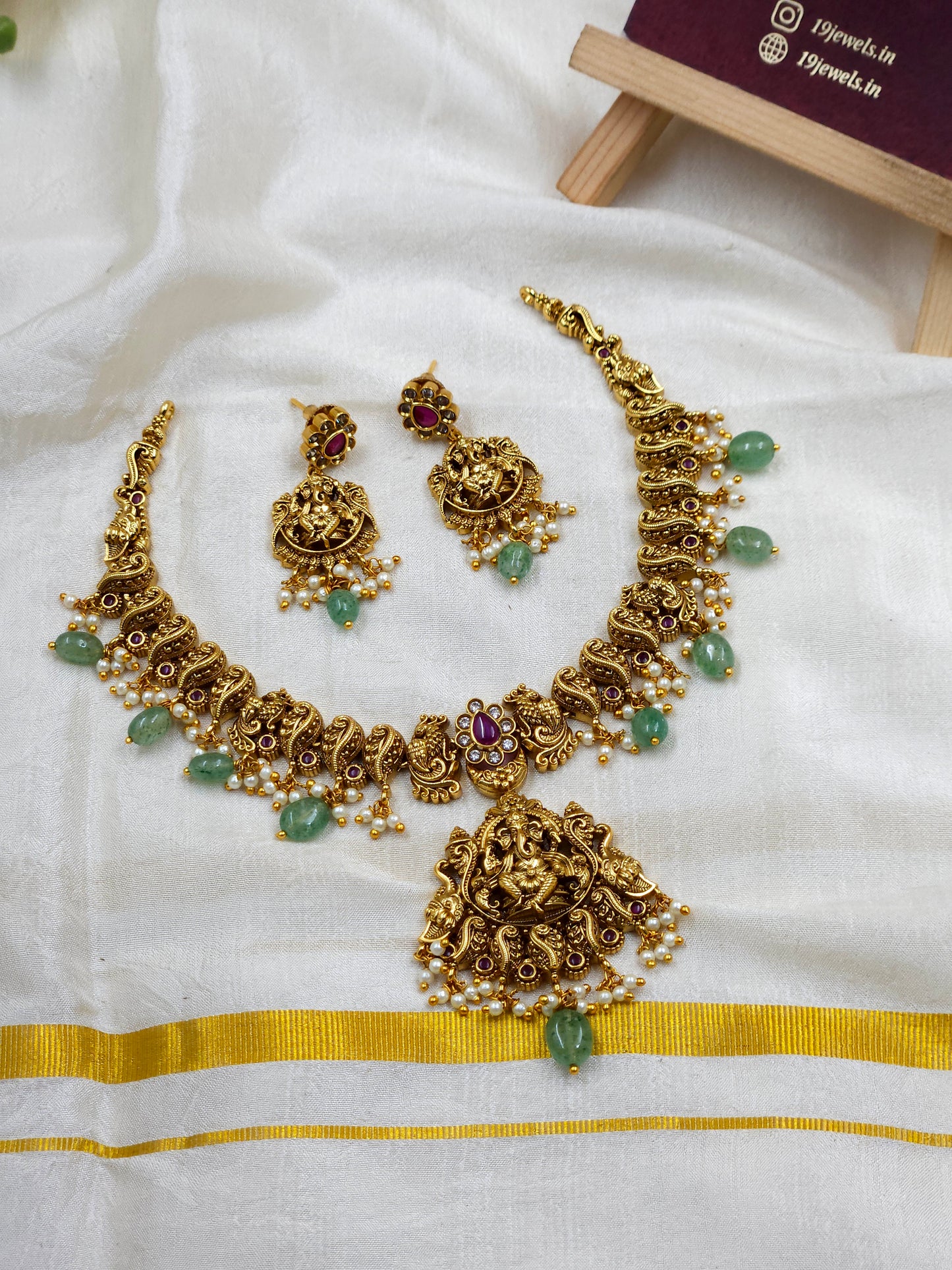 Dancing vinayak antiqu necklace N1220