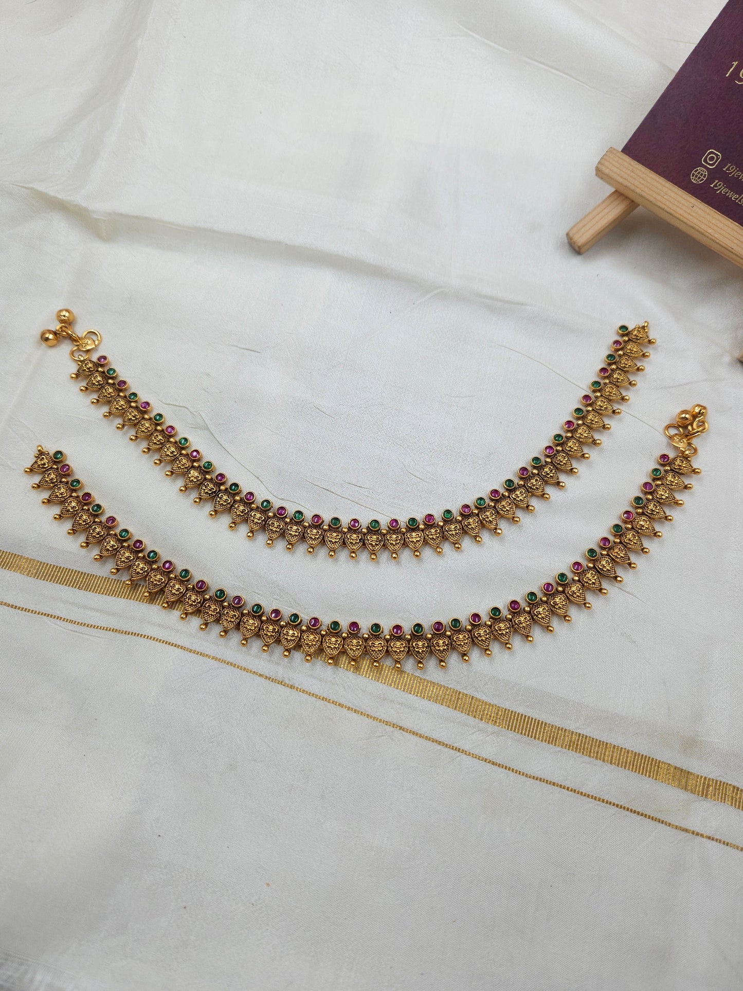 Antique Anklet An083-J2