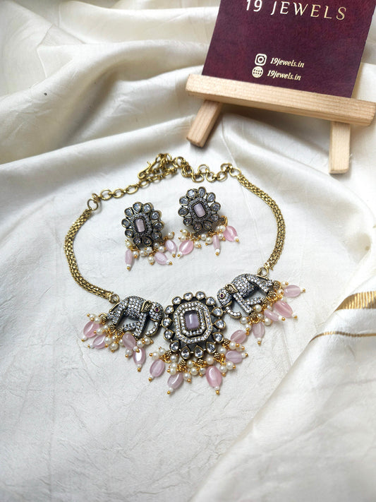 Elephant victorian choker N556