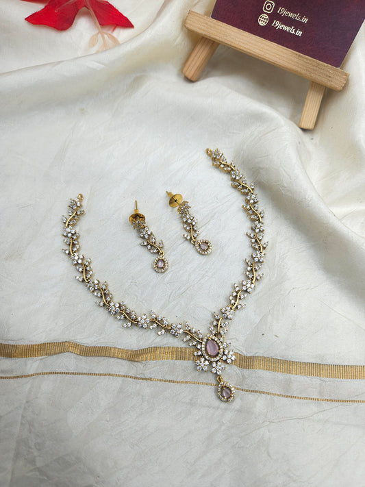 Ad necklace N527