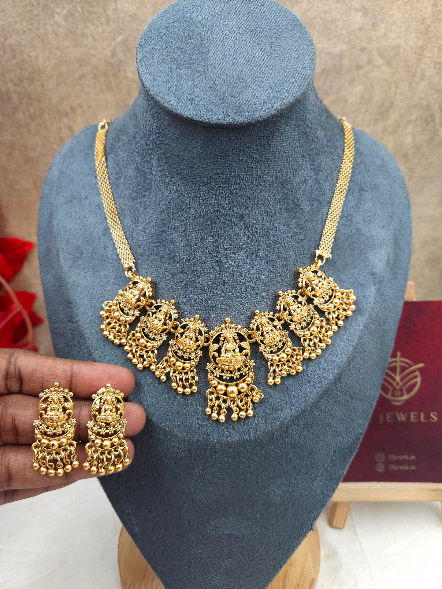 Lakshmi sequence necklace set n424