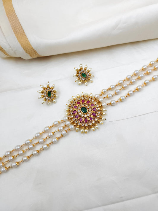 Pearl choker N585