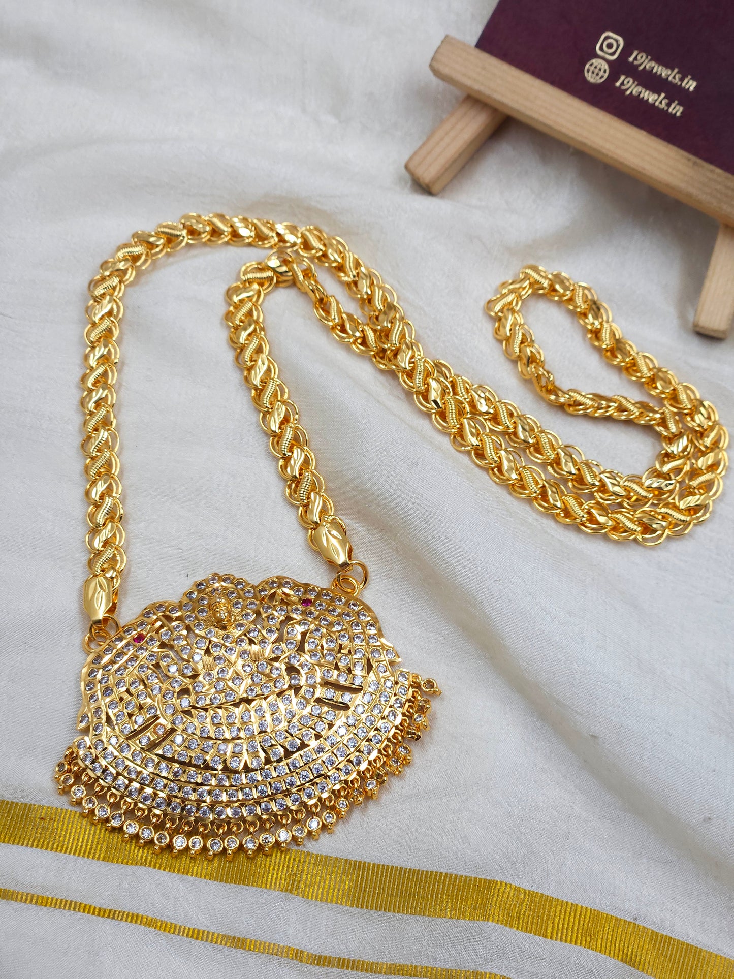 Lakshmi locket chain N1303-C1