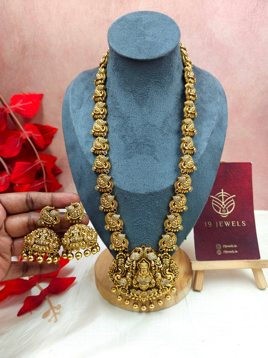 Golden Aura Lakshmi temple haram N1115