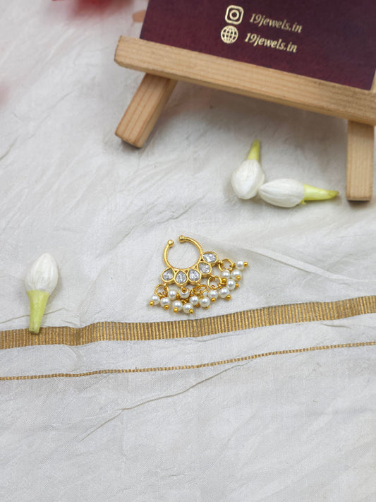 Jadau nath/ centre nose pin126