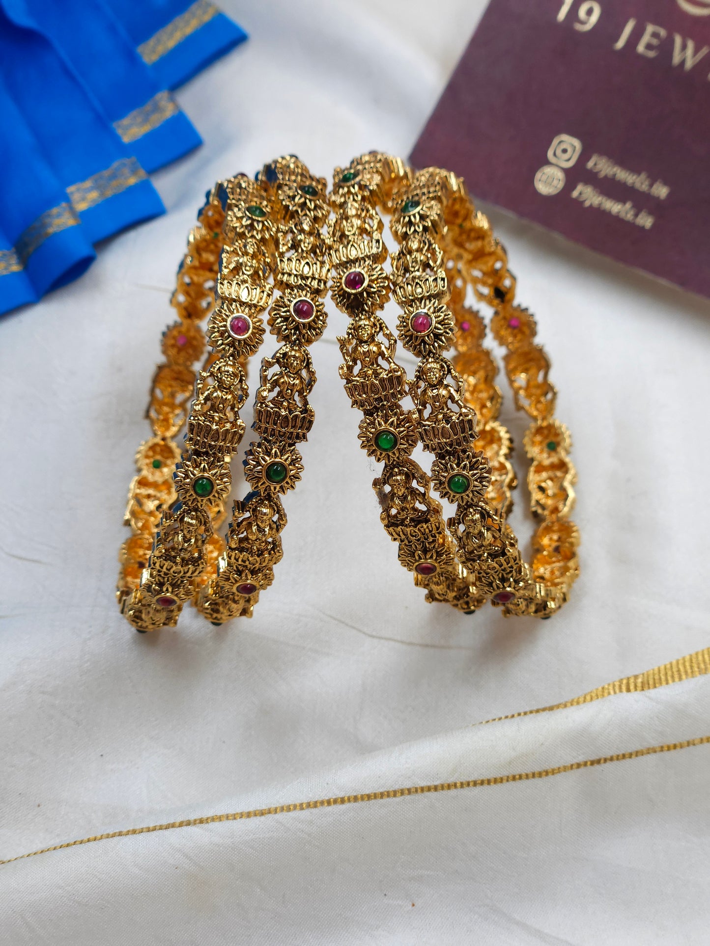 Set of 4 lakshmi bangles Bn242
