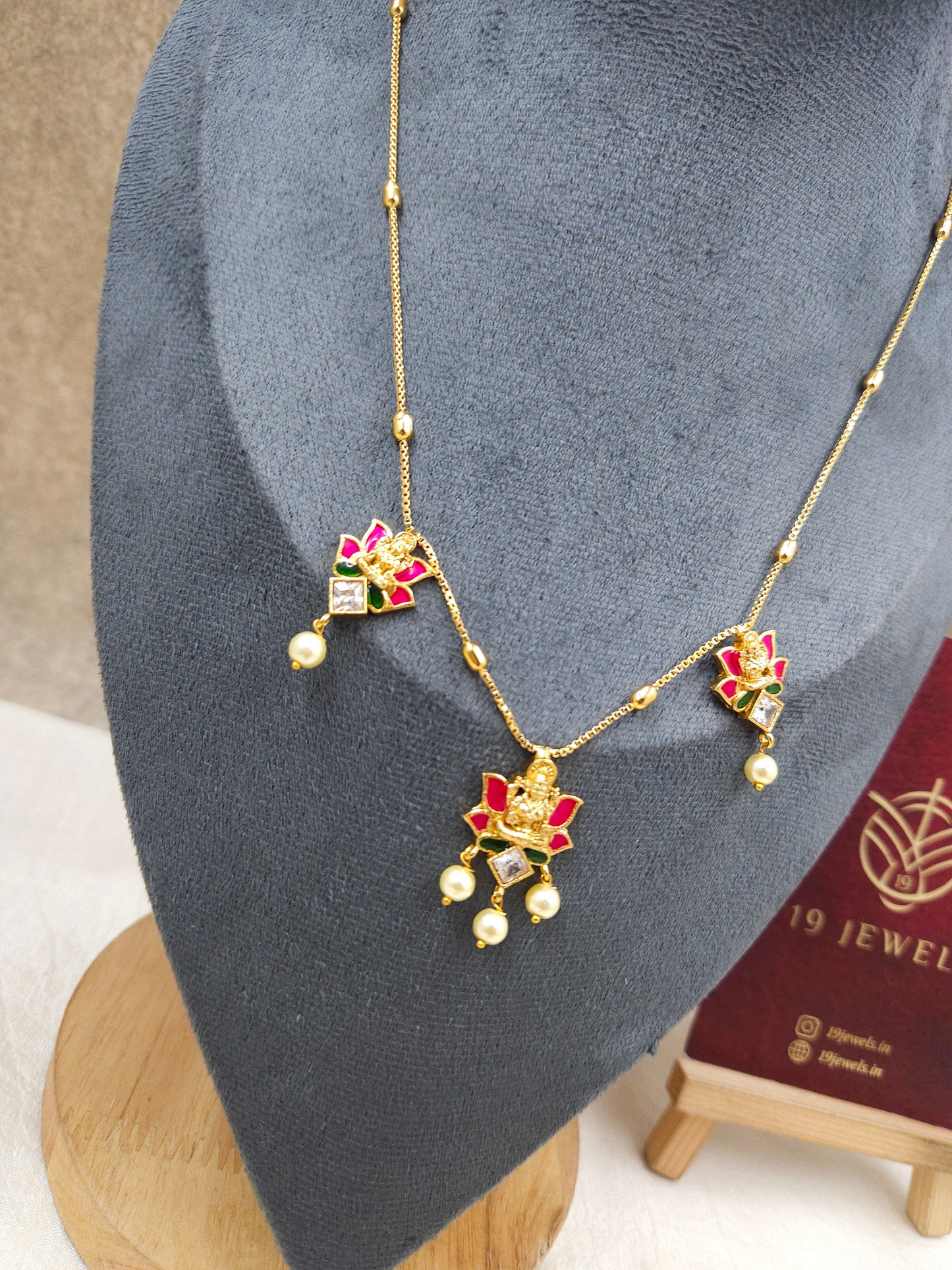 Invisible Necklace N1392