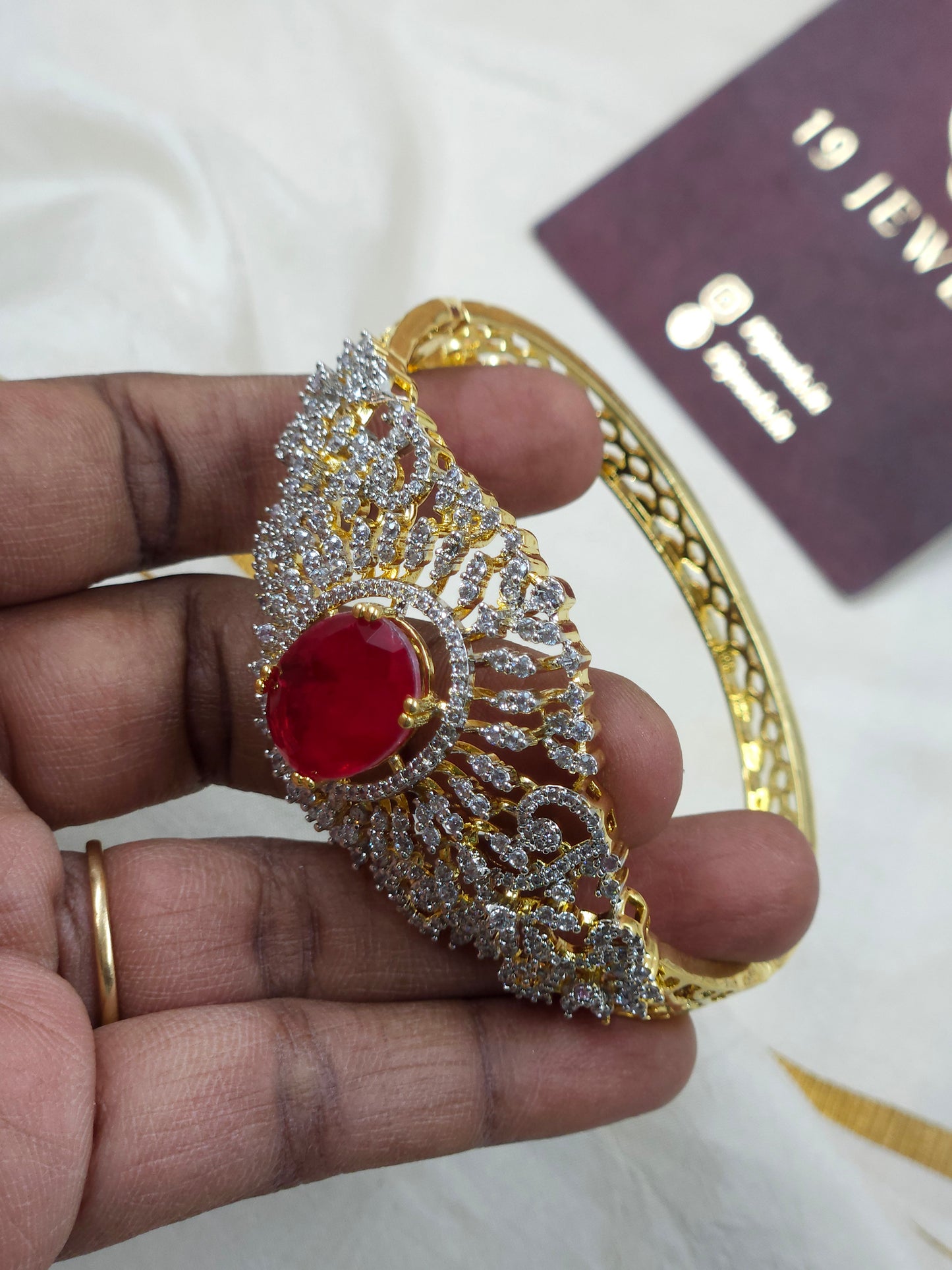 Diamond cut style Bracelet Bn237