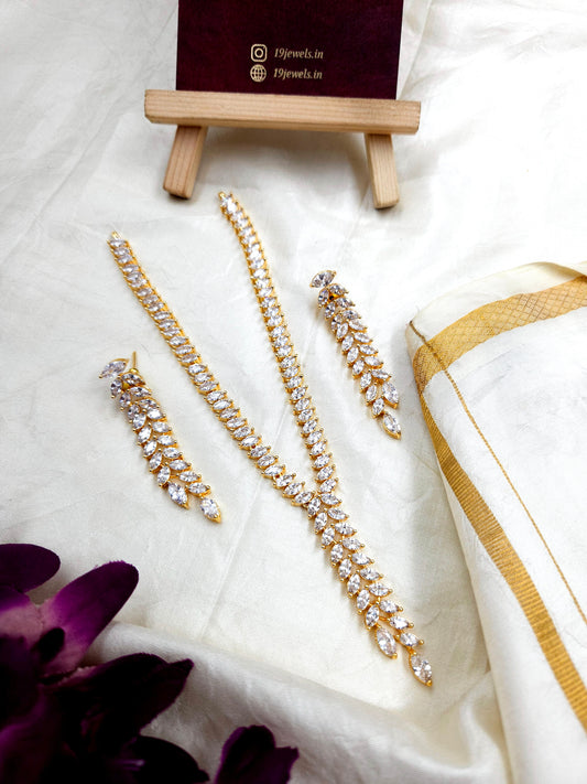 White stone necklace N799