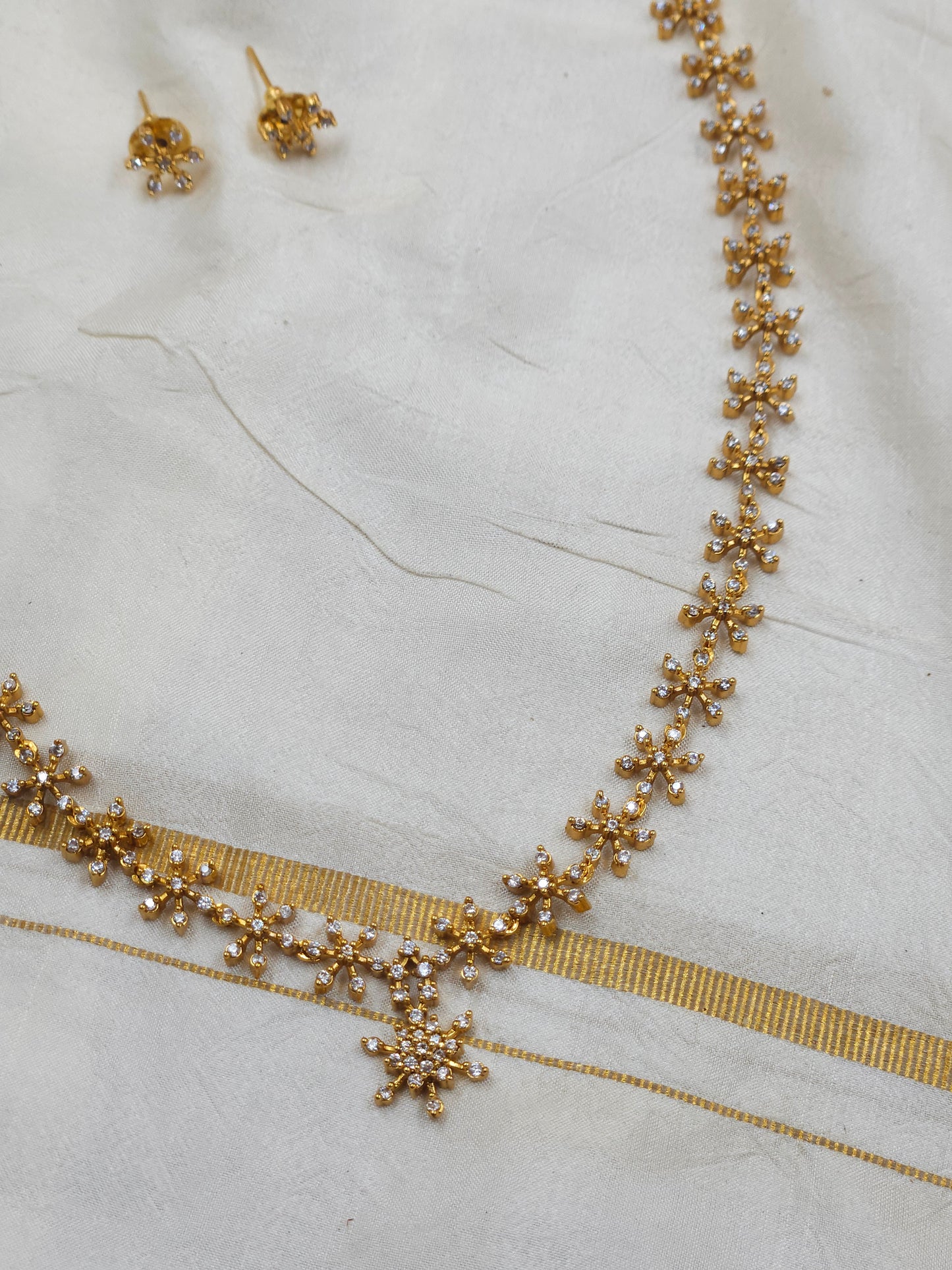 Cz Diamond-style long haram N1557-B2