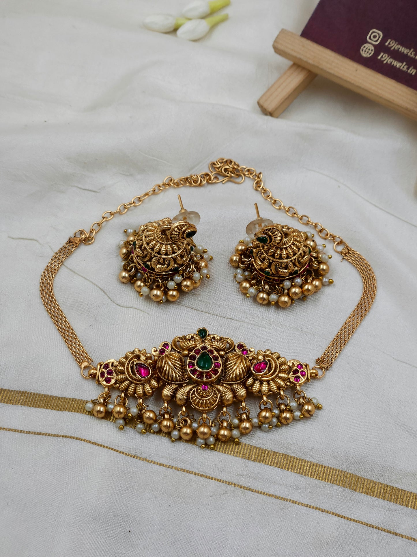 Choker necklace N1644