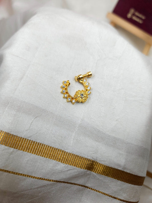 Right Screwed Nose pin 095