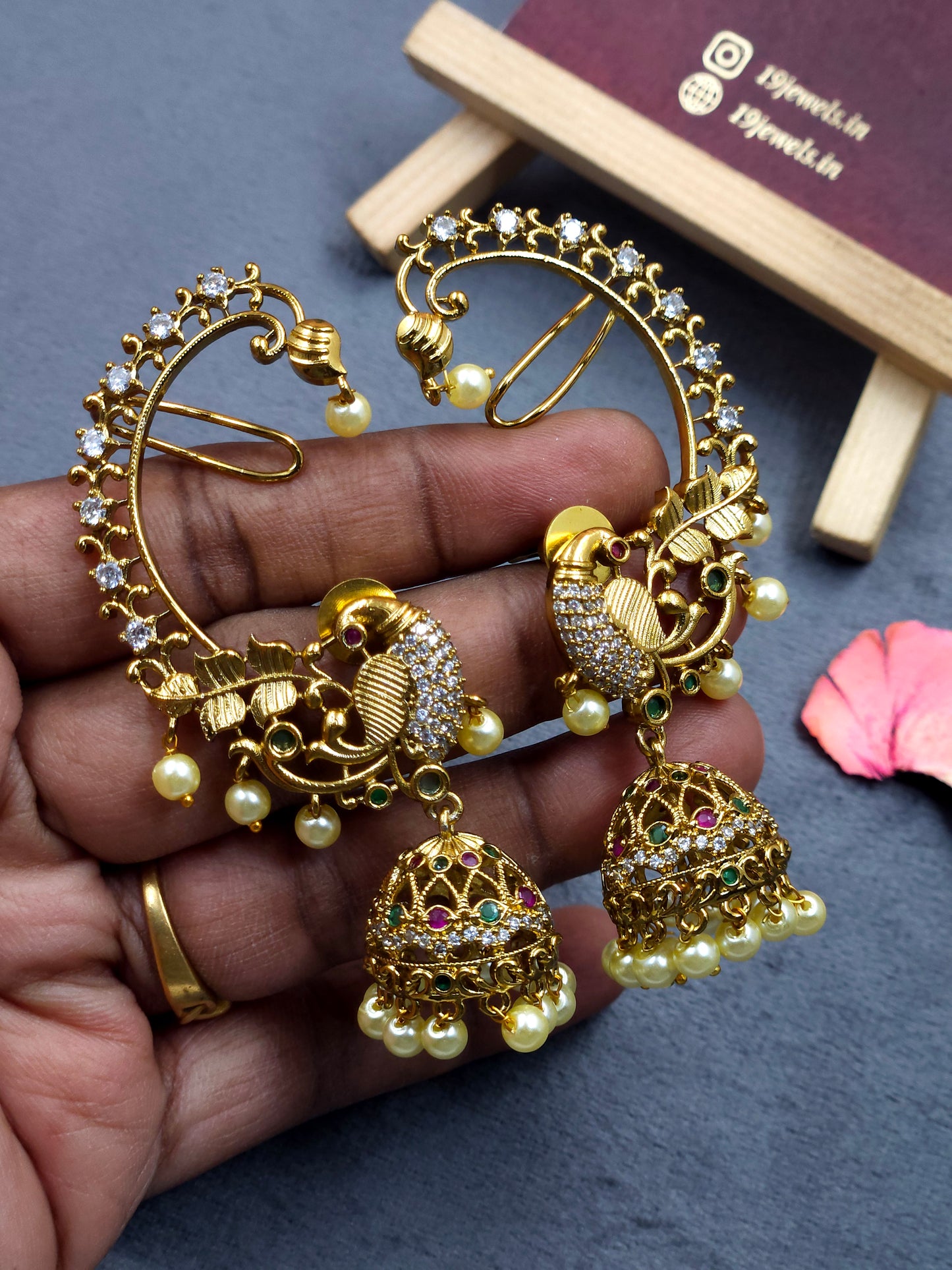 Jumka cuff Jm239