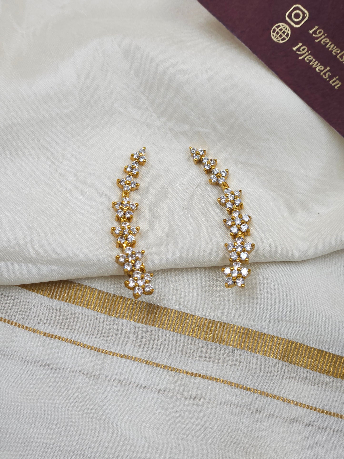 Ear cuff tops Jm422