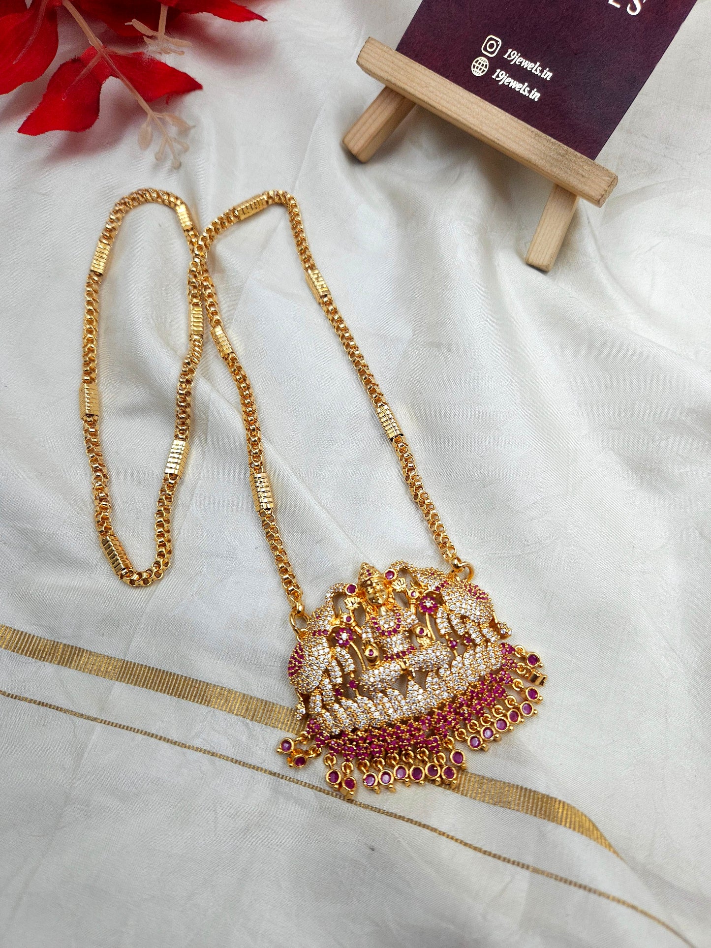 1 gram lakshmi locket chain N967