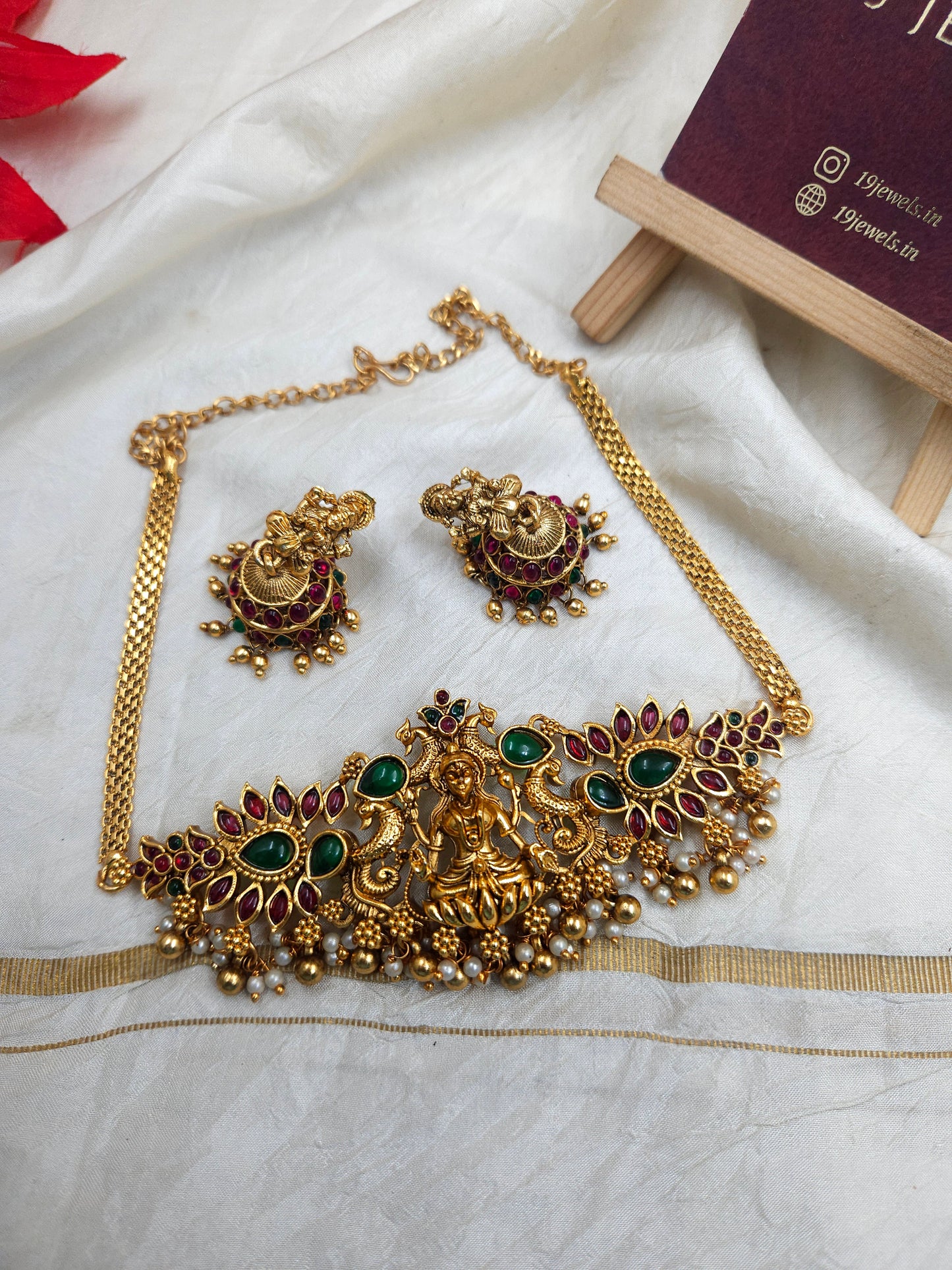 Lakshmi choker N440