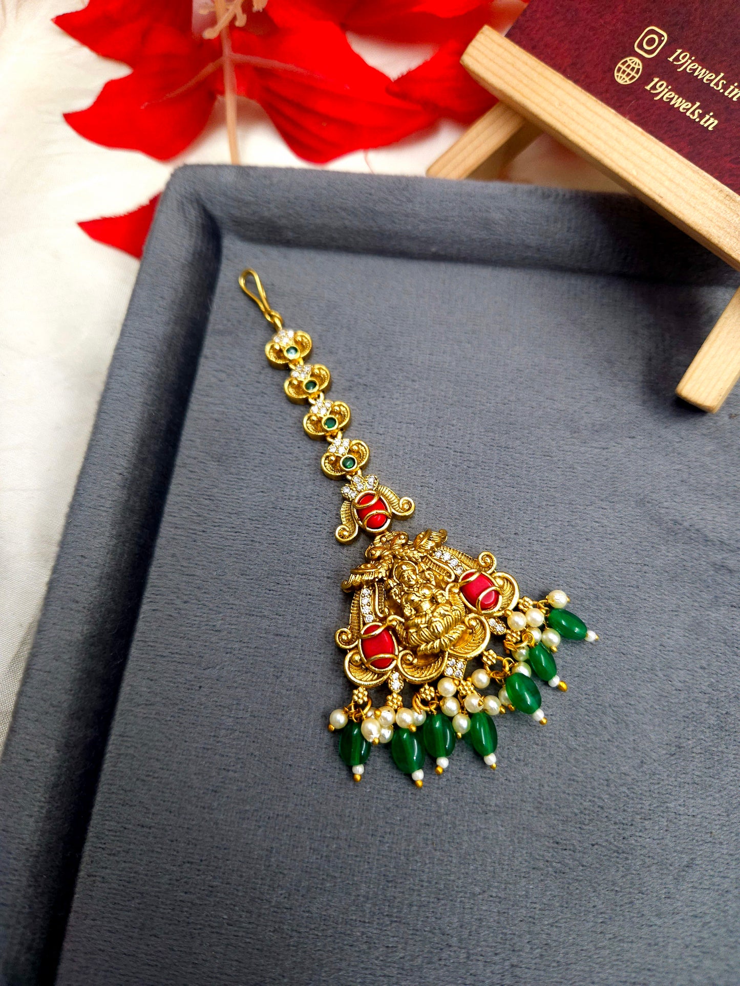 Emerald coral mangtika T165