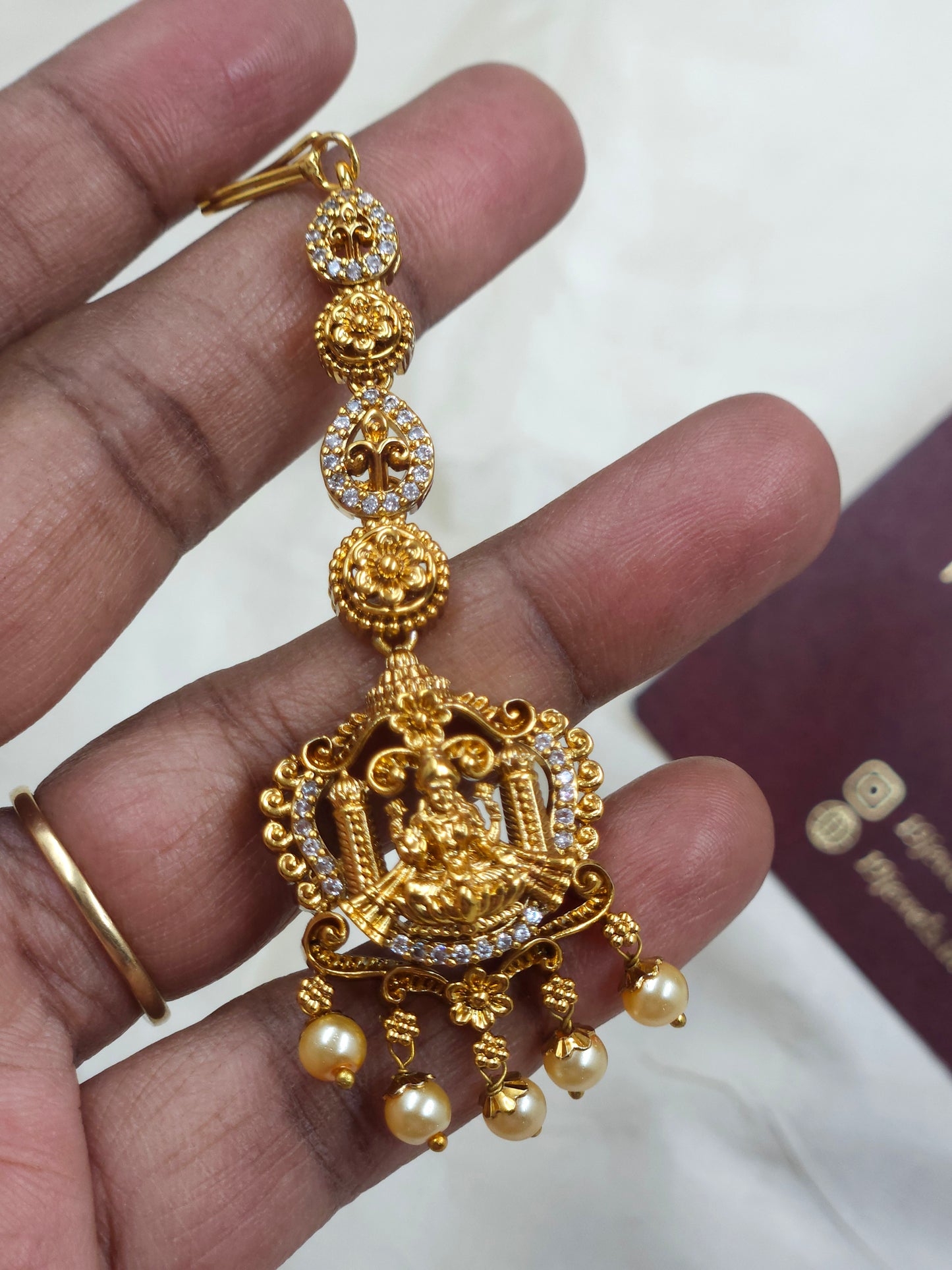 Gold Mangtikka T354-F18