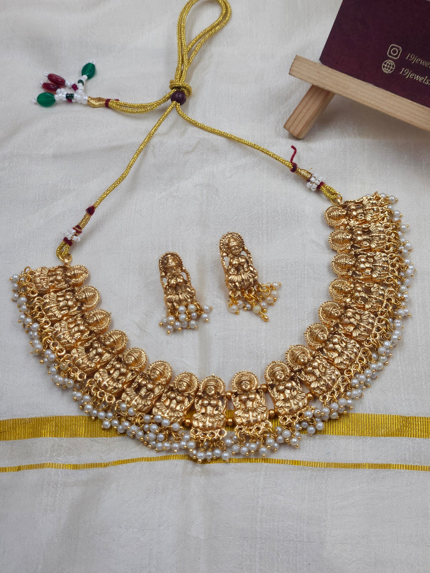 Lakshmi necklace N813