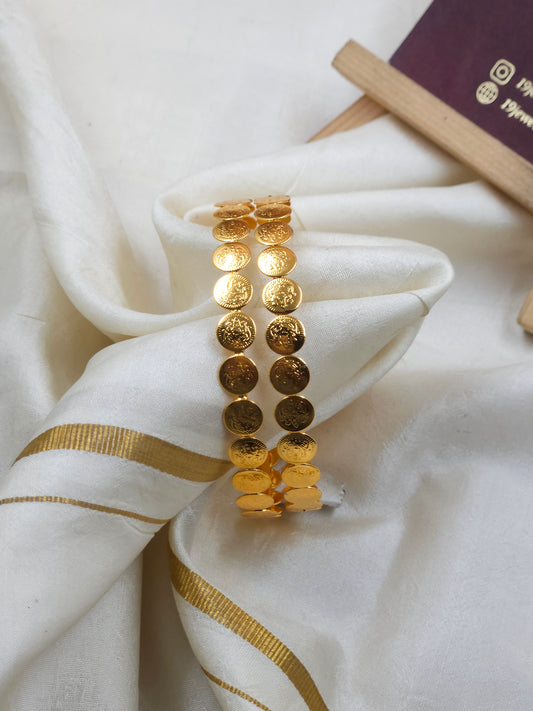 Coin Bangle Bn225-l1