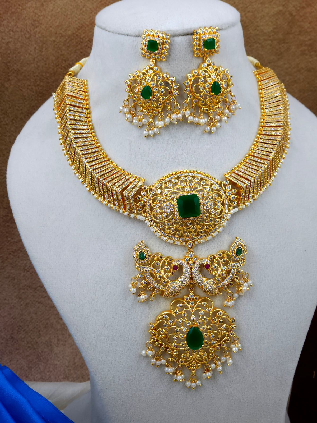 Gold replica mahrani Necklace N1716