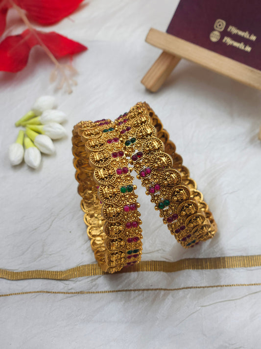 Coin bangle Bn135