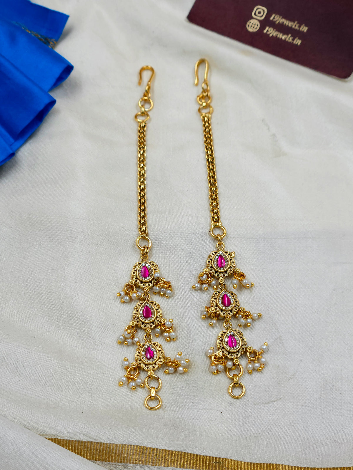 Ear chain Ea321