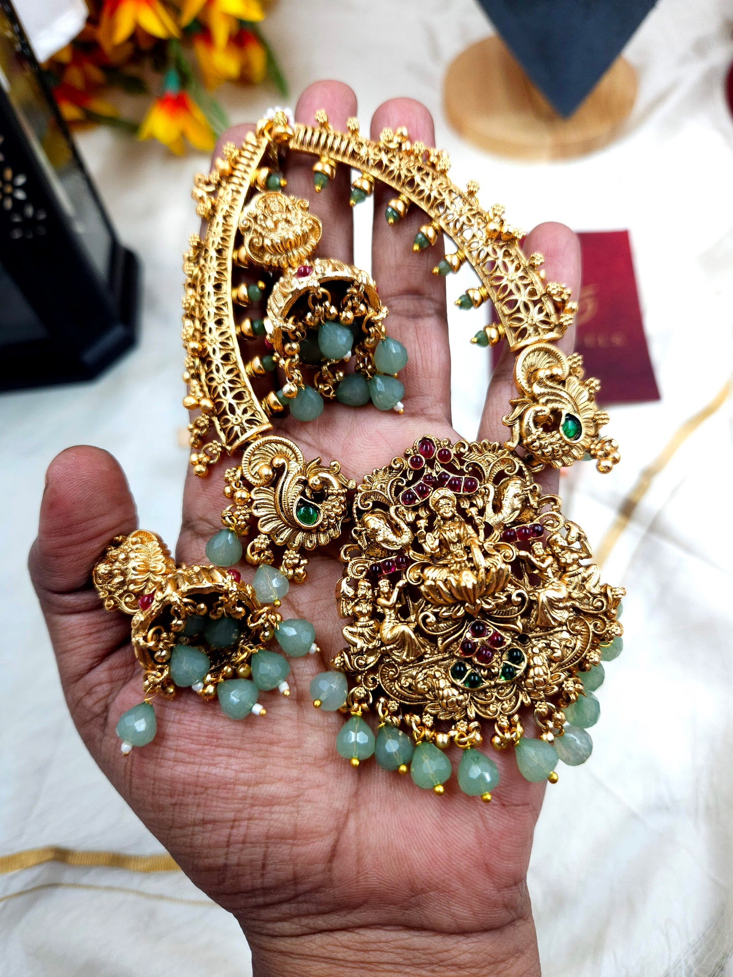 Pastel green lakshmi necklace N717