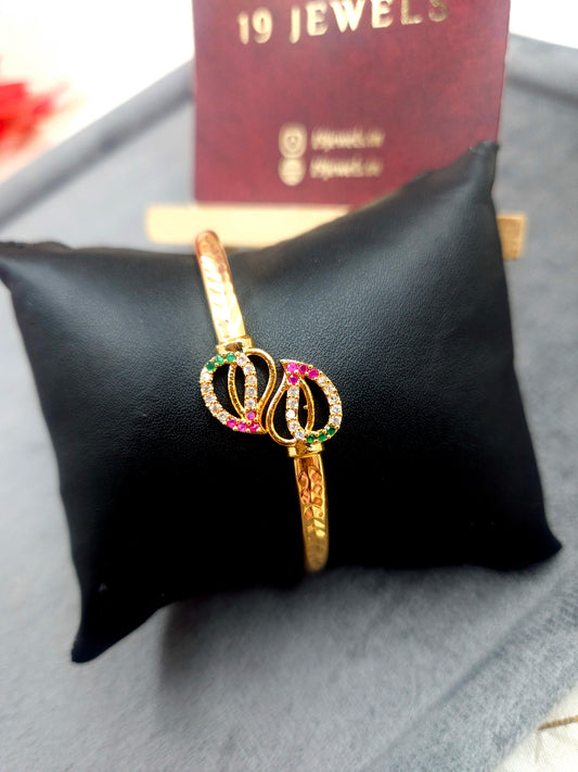 Premium gold polish stable bracelet Bn095