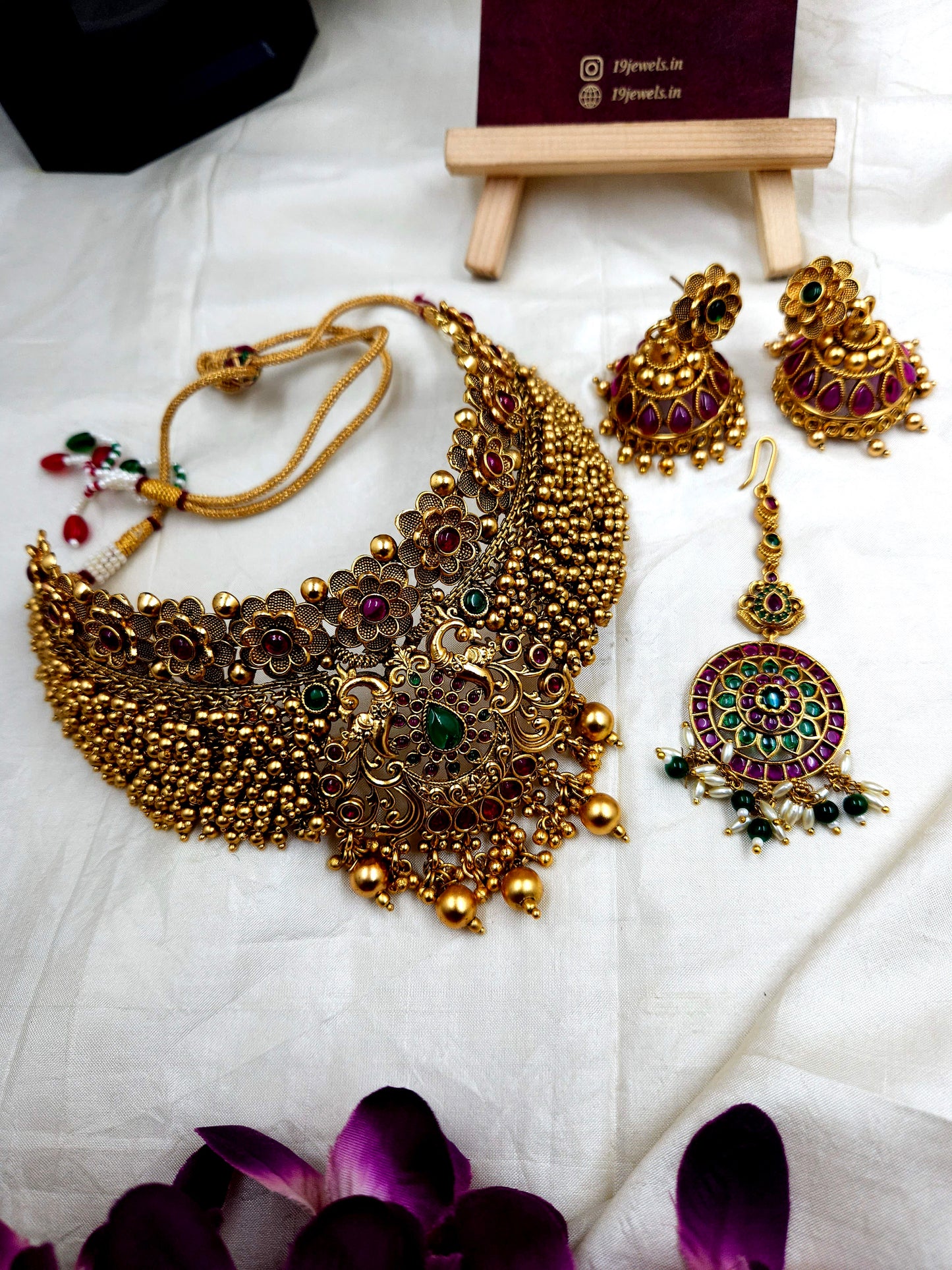 Premium choker N792